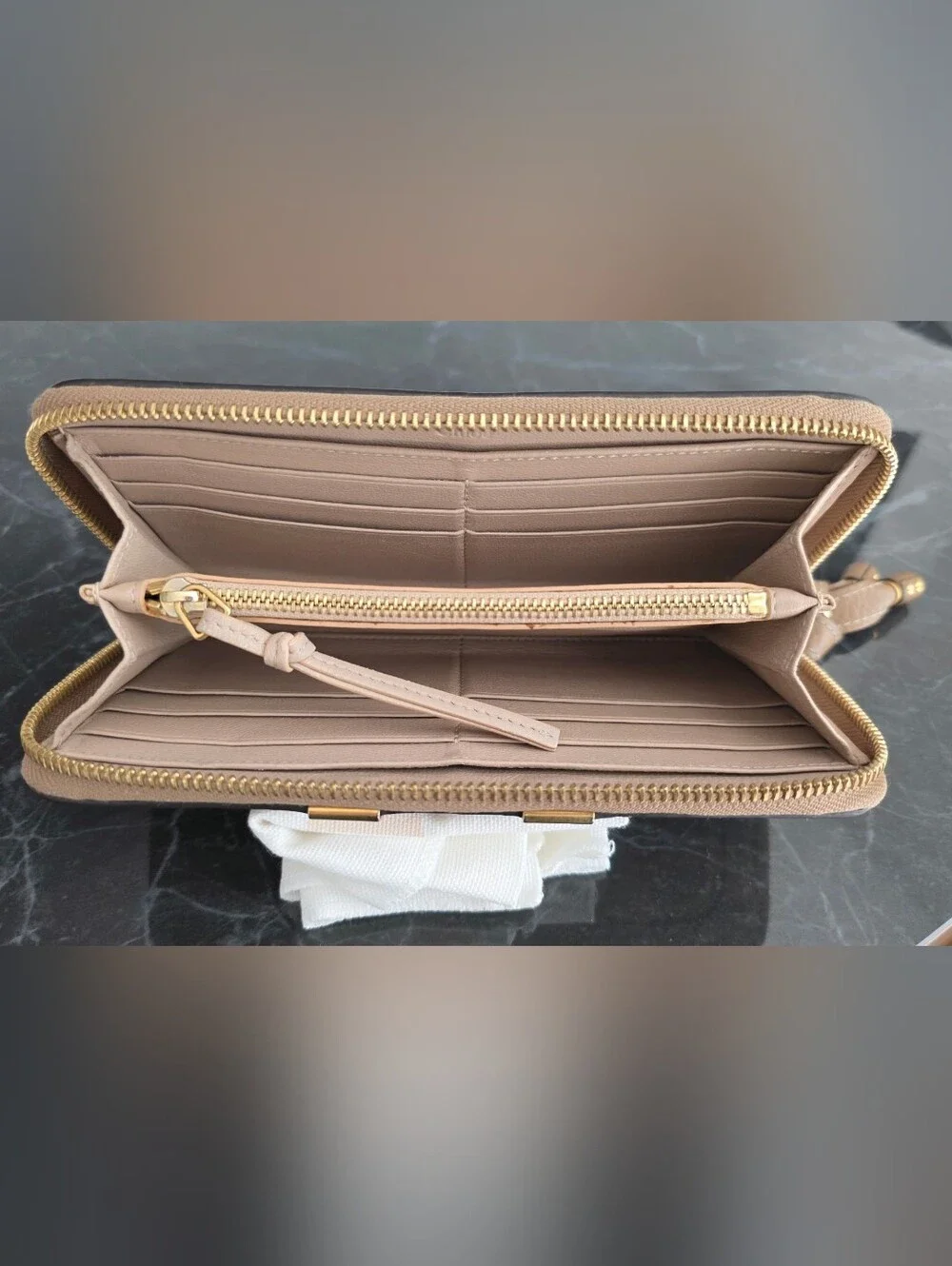 Authentic Chloé Marcie Leather Wallet Tan Brass Hardware